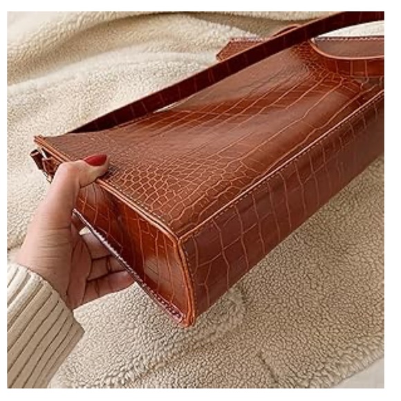 Rich Brown Croc Embossed Shoulder Bag - Picture 11 of 12